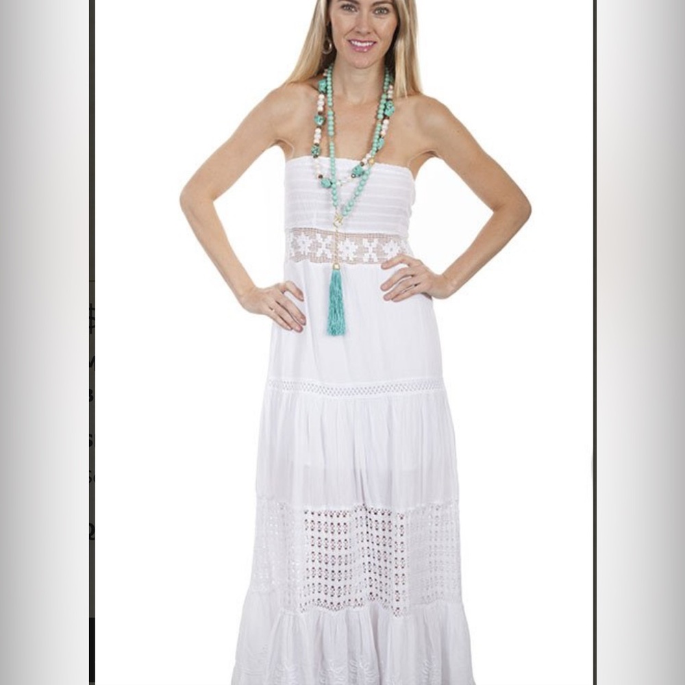 Scully’s Cantina party White Strapless Maxi Dress